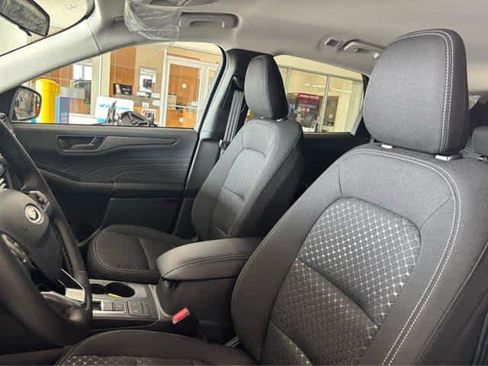 New 2025 Ford Escape Active w/ Cold Weather Package image 16