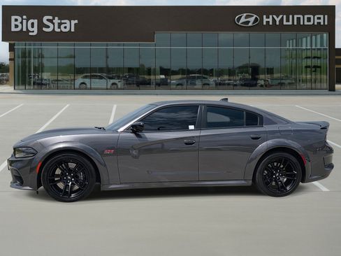 Used 2023 Dodge Charger Scat Pack RWD image 2