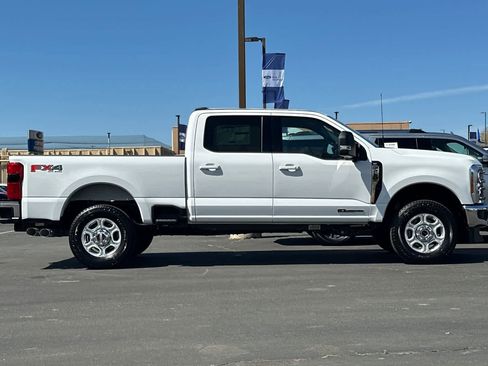 New 2026 Ford F250 XLT w/ XLT Premium Package AWD/4WD image 8