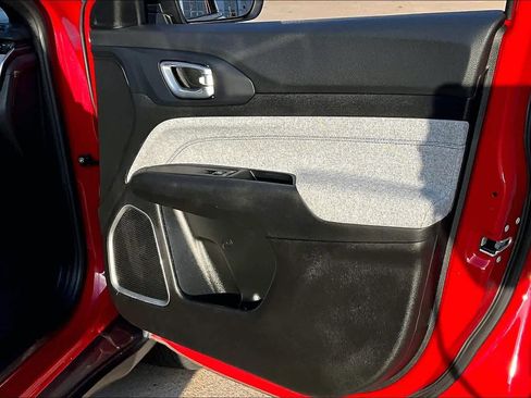 Certified 2024 Jeep Compass Latitude image 22