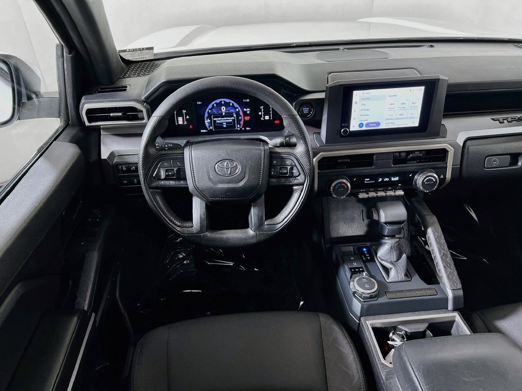 Used 2025 Toyota Tacoma SR5 AWD/4WD image 20