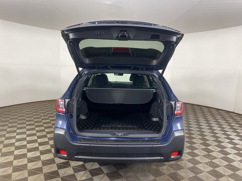 Certified 2025 Subaru Outback Onyx Edition XT image 8