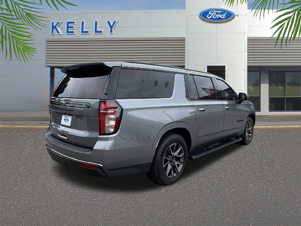 Used 2022 Chevrolet Suburban Z71 w/ Z71 Off-Road Package AWD/4WD image 5