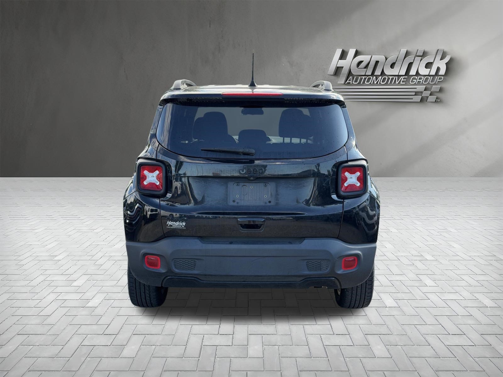Used 2022 Jeep Renegade Altitude AWD/4WD image 7