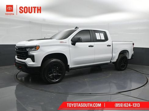 Used 2025 Chevrolet Silverado 1500 LT Trail Boss w/ Convenience Package II AWD/4WD image 6