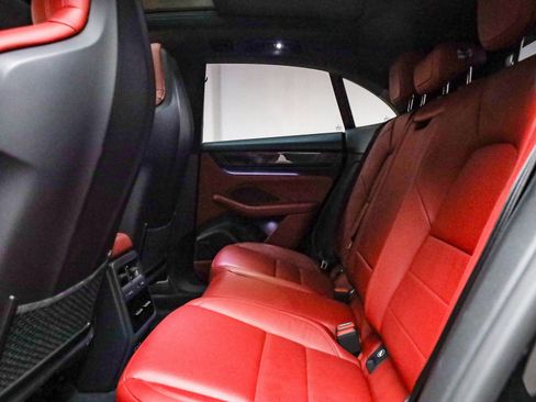 Used 2025 Porsche Macan Turbo Electric image 23