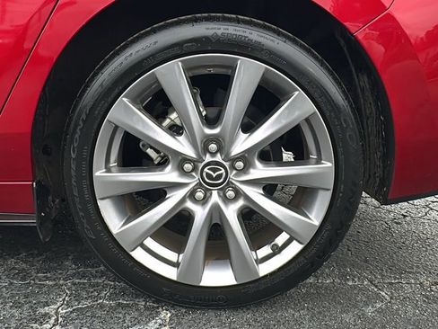 Used 2019 MAZDA MAZDA3 Sedan w/ Preferred Package image 14