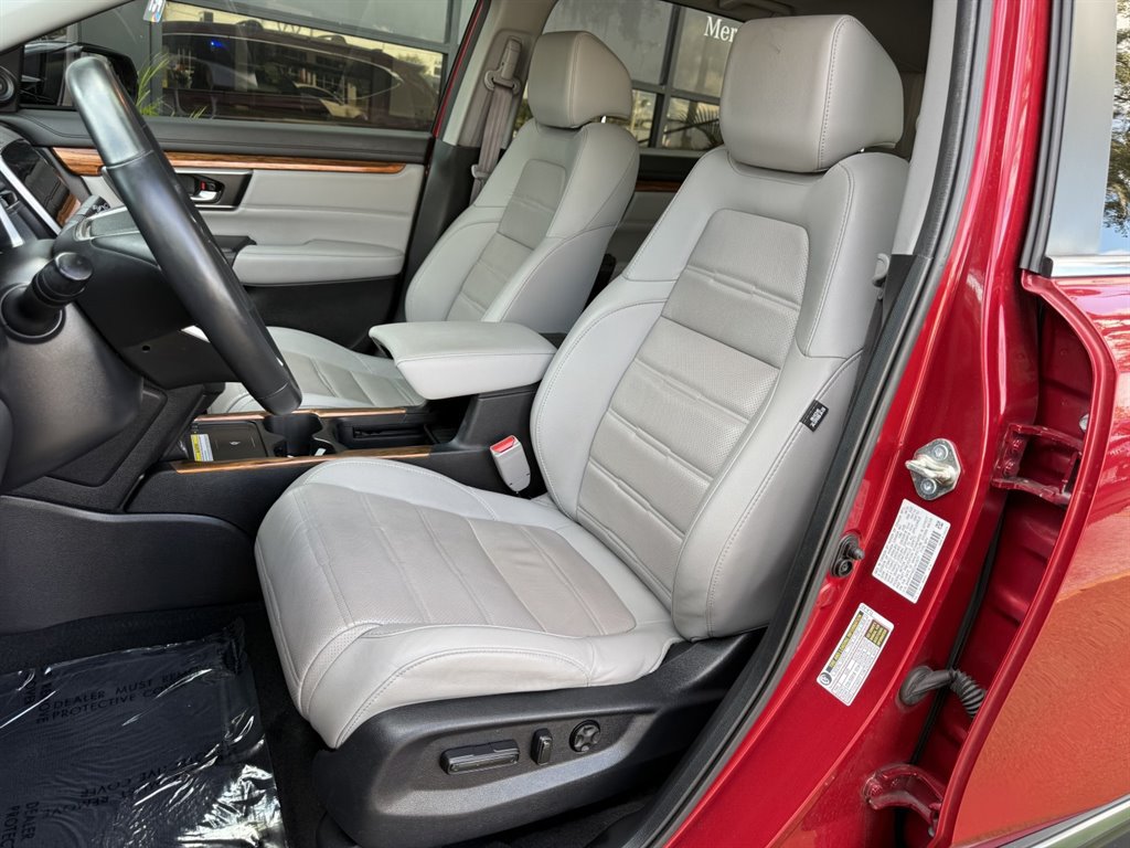 Used 2020 Honda CR-V Touring image 14