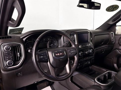 Used 2020 GMC Sierra 1500 AT4 image 9