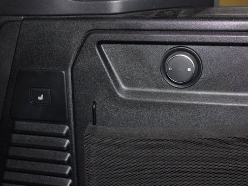 Used 2022 Land Rover Defender 110 X-Dynamic HSE image 43