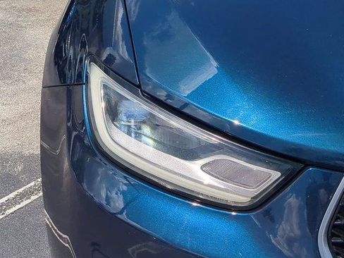 Certified 2022 Chrysler Pacifica Pinnacle FWD image 10