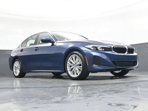 Certified 2024 BMW 330i Sedan w/ Premium Package RWD image 31