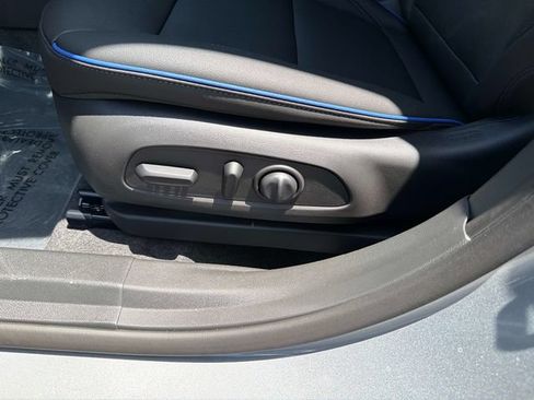 New 2026 Buick Envista Sport Touring w/ Convenience I Package FWD image 19