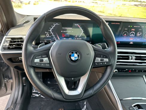 Used 2024 BMW 330i xDrive Sedan w/ Convenience Package image 27