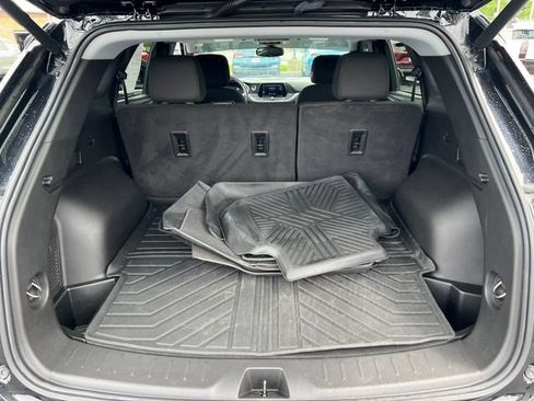 Used 2022 Chevrolet Blazer LT AWD/4WD image 36