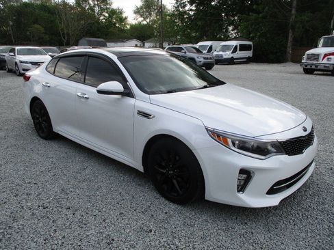 Used 2018 Kia Optima S w/ Panoramic Sunroof Package FWD image 7