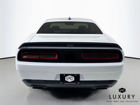 Used 2023 Dodge Challenger SRT Hellcat image 7