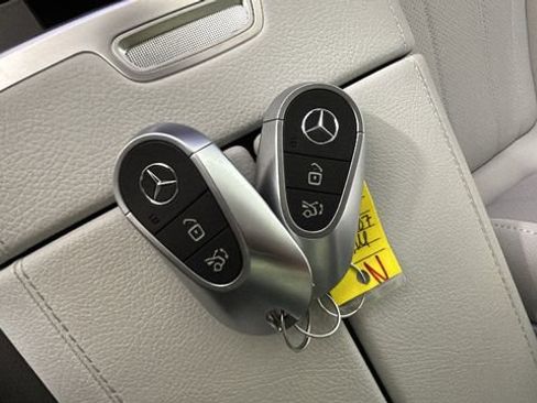 Used 2023 Mercedes-Benz EQE 350+ 4MATIC Sedan w/ Exclusive Trim Package image 21