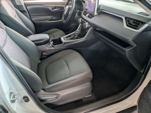 Used 2024 Toyota RAV4 XLE image 34