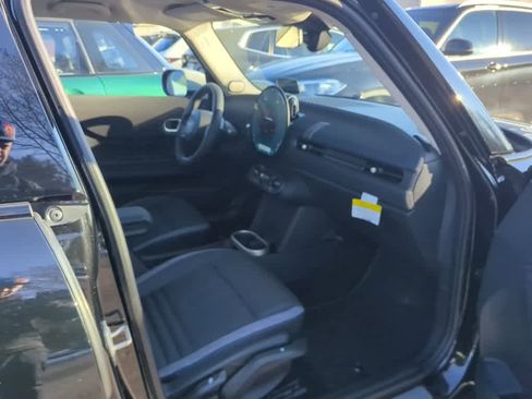 Used 2025 MINI Cooper S image 7