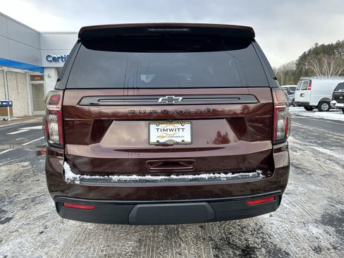 Used 2023 Chevrolet Suburban Z71 w/ Luxury Package image 25