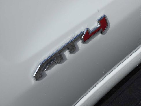 Certified 2024 GMC Sierra 1500 AT4 w/ Technology Package image 12