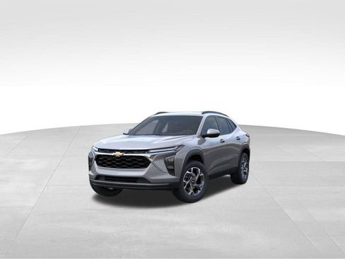 New 2026 Chevrolet Trax LT image 8