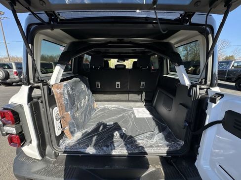 New 2026 Ford Bronco Raptor image 24