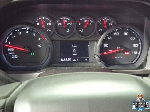 Used 2025 Chevrolet Silverado 1500 Custom Trail Boss w/ LPO, Dark Essentials Package image 12