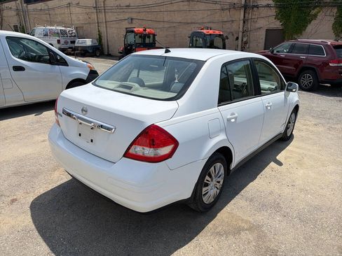 Used 2009 Nissan Versa 1.8 S w/ ABS Pkg FWD image 10