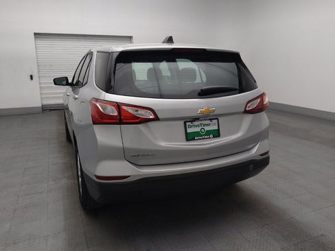 Used 2019 Chevrolet Equinox LS FWD image 6