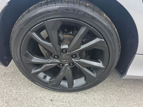 Used 2019 Honda Civic Sport image 19