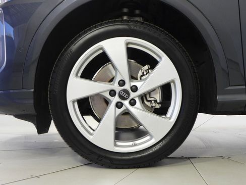 Used 2025 Audi Q5 Premium Plus w/ Premium Plus AWD/4WD image 5