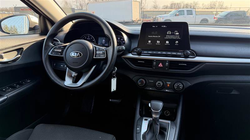 Used 2021 Kia Forte LXS FWD image 17