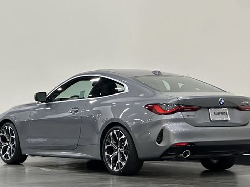 Used 2026 BMW 430i Coupe w/ Parking Assistance Package RWD image 6
