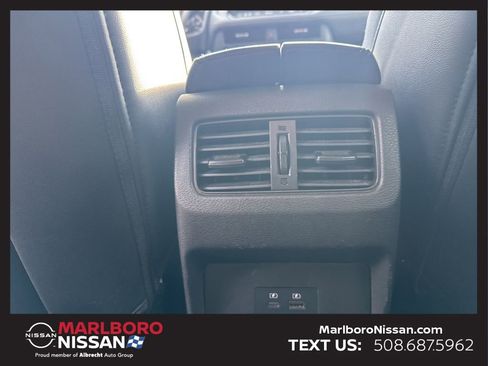 Certified 2023 Nissan Rogue SV image 19