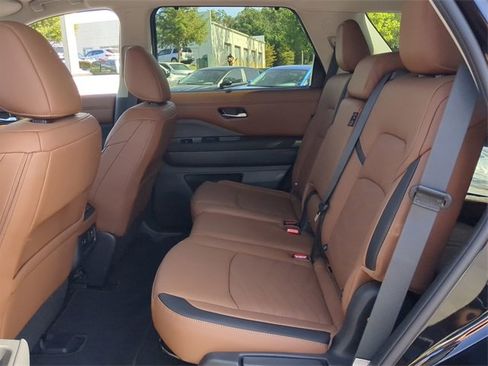 New 2025 Nissan Pathfinder Platinum w/ Cargo Package image 13