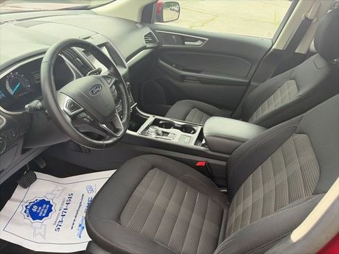 Used 2019 Ford Edge SEL AWD/4WD image 16