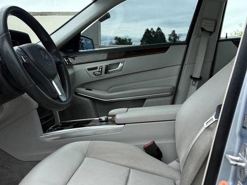 Used 2014 Mercedes-Benz E 350 Sedan image 34
