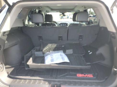 Certified 2023 GMC Terrain SLT w/ Infotainment Package II AWD/4WD image 26