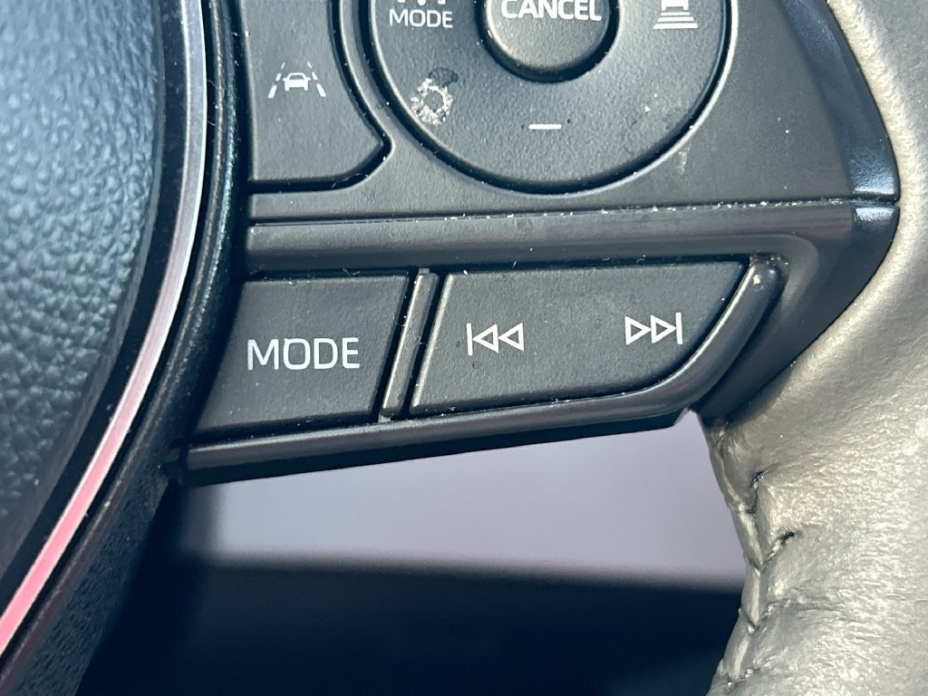 Used 2024 Toyota Corolla SE FWD image 16