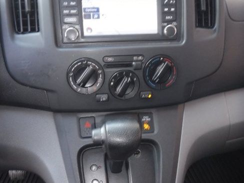 Used 2017 Nissan NV200 SV w/ Technology Package FWD image 7