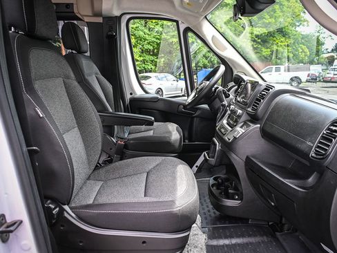 Used 2023 RAM ProMaster 2500 FWD image 18