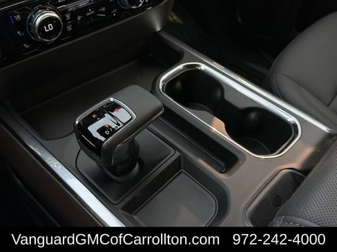 New 2026 GMC Sierra 1500 SLT AWD/4WD image 15