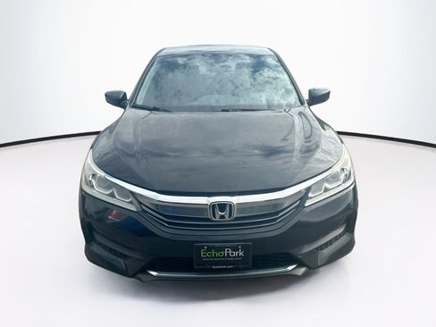 Used 2017 Honda Accord LX image 2