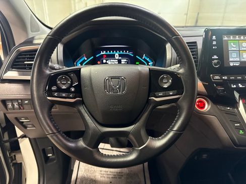 Used 2019 Honda Odyssey EX-L image 11