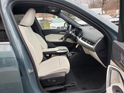 New 2026 BMW X1 xDrive28i w/ Convenience Package image 17