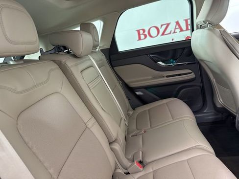 Used 2023 Lincoln Corsair Reserve w/ Equipment Group 201A image 18