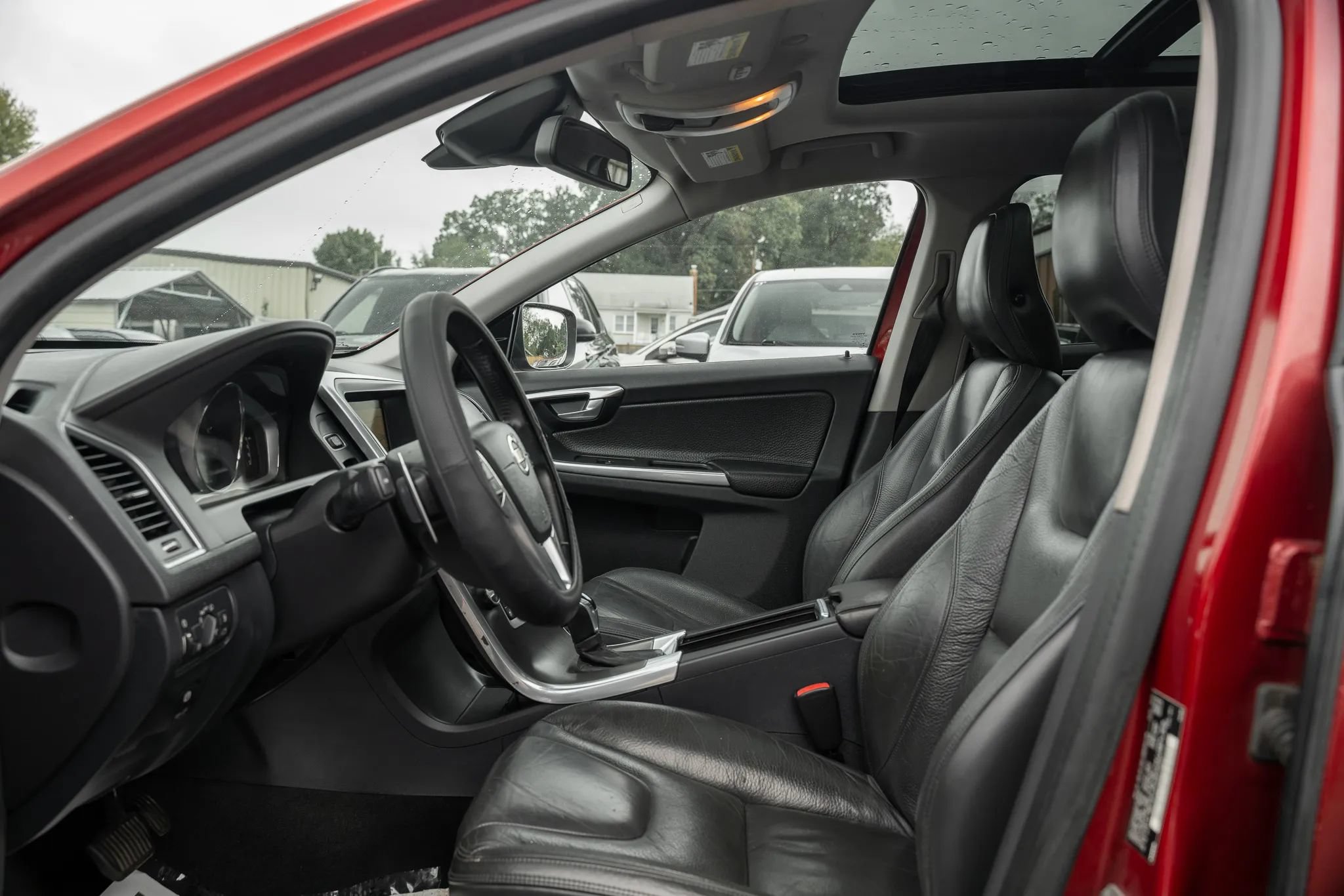 Used 2014 Volvo XC60 T6 AWD/4WD image 7