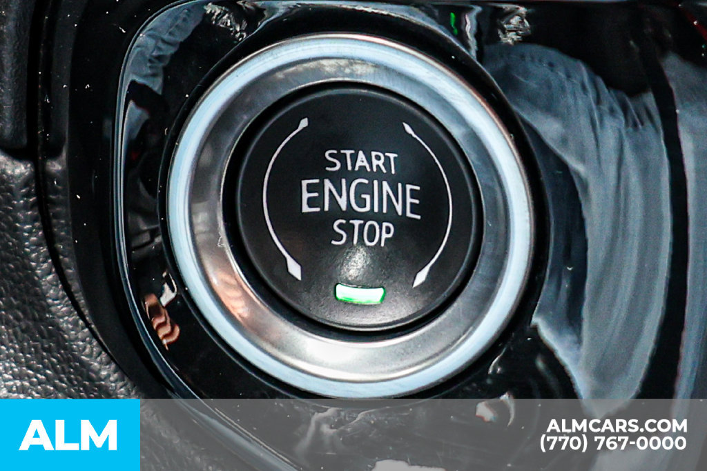 Used 2025 Chevrolet Silverado 1500 LT AWD/4WD image 40